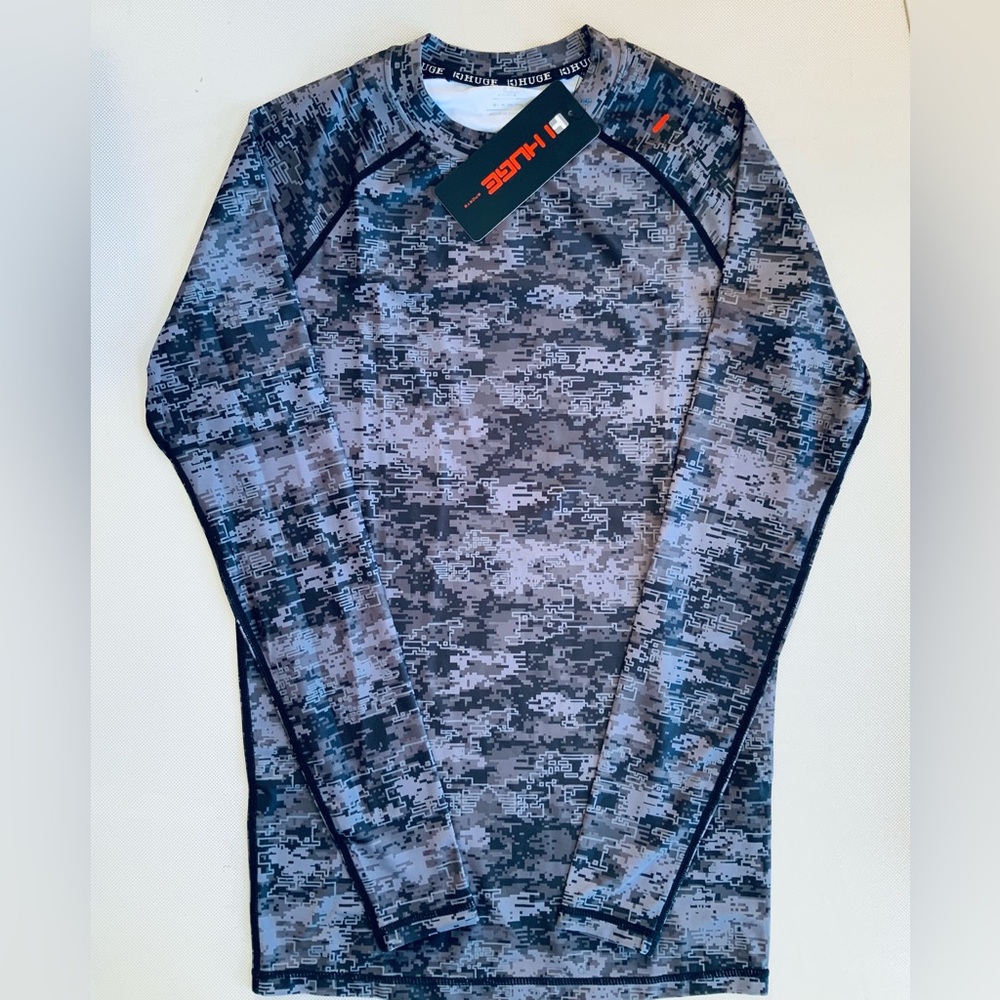 HUGE supper Stretch Long Sleeve Rash Guard